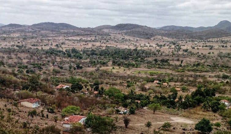 ANGUERA: Escassez de água potável afeta moradores da comunidade do Roçado, zona rural do município.